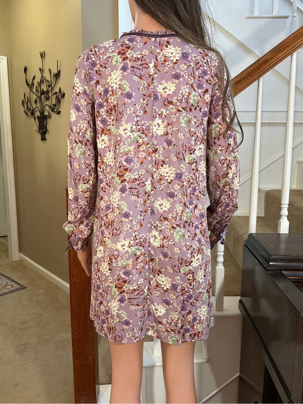Lavender Floral Tie-Neck babydoll shift Dress - Picture 14 of 16